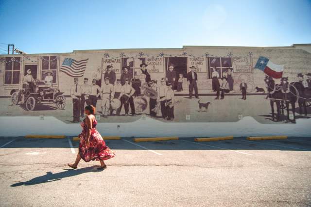 Mural in Grapevine, Texas