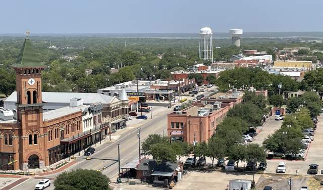 Downtown Grapevine Tower Shot