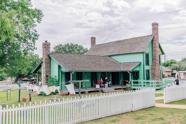 Nash Farm house in Grapevine