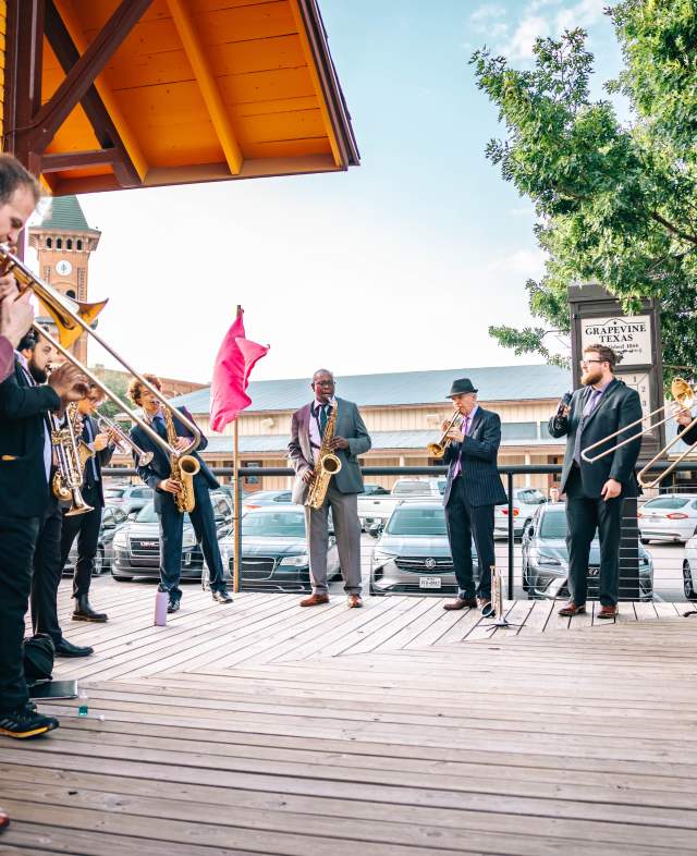 New - Jazz Wine Train