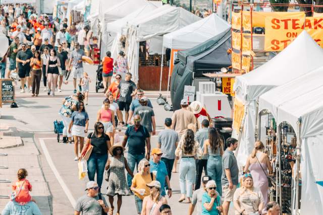 festival crowd