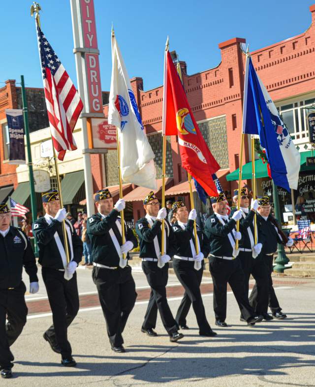 Veterans Day Parade in Grapevine